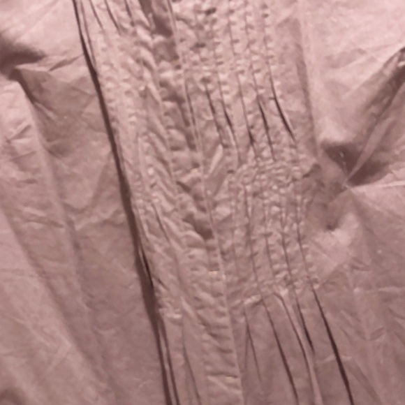 New COLDWATER CREEK Women’s Brown Tuck Front Button Up Long Sleeve Shirt Size M - Picture 2 of 9